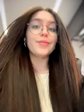meow girl online show from 04/25/26, 02:58