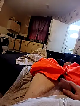 ADAMWILBY34 online show from 11/03/25, 09:43