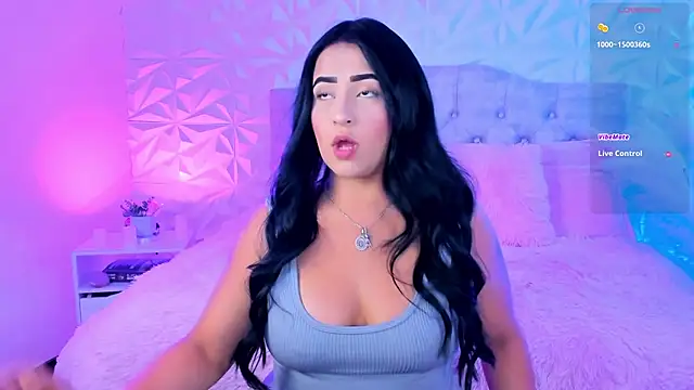 Snapshot of Miss_Ivy4 chatting on 01/21/25, 07:28 Miss Ivy4 online show from 01/21/25, 07:28