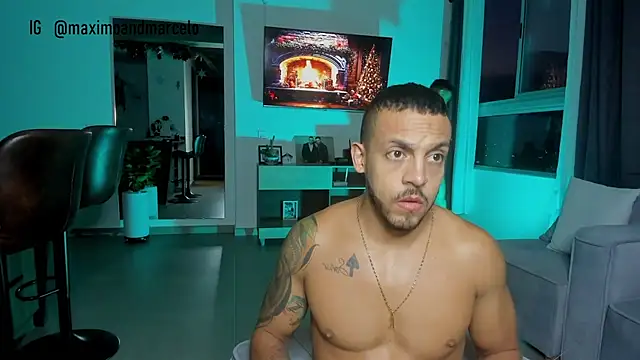 Snapshot of Maximo_Marcelo chatting on 12/11/24, 11:10 Maximo Marcelo online show from 12/11/24, 11:10