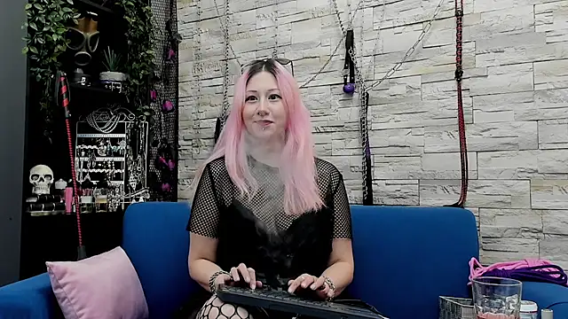 CruelMistress online show from 02/28/25, 04:32