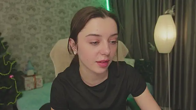 DinaCandy online show from 12/25/24, 02:13