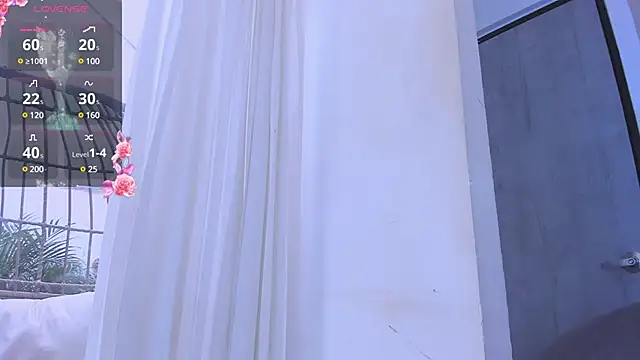 Venusflame   online show from 03/13/25, 01:29