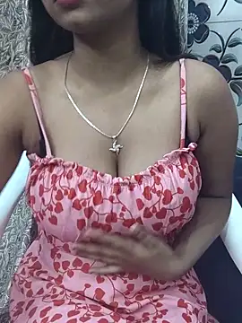 Snapshot of Ishaani_0 chatting on 02/21/25, 04:48 Ishaani 0 online show from 02/21/25, 04:48