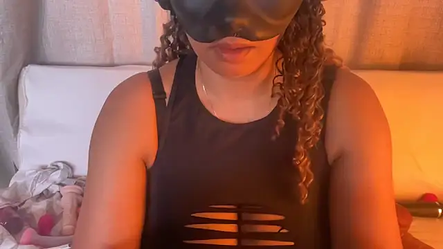 SCARLET-SANTANA online show from 03/13/26, 12:45