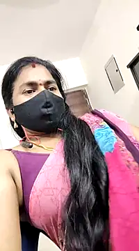 Snapshot of Tamilrojanew chatting on 12/11/24, 07:36 Tamilrojanew online show from 12/11/24, 07:36