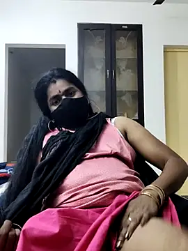 Snapshot of Tamilrojanew chatting on 01/04/25, 02:25 Tamilrojanew online show from 01/04/25, 02:25