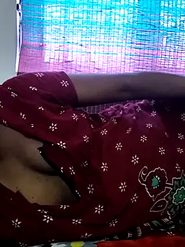 Snapshot of Tamilrojanew chatting on 09/13/25, 06:57 Tamilrojanew online show from 09/13/25, 06:57