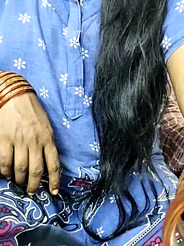 Snapshot of Tamilrojanew chatting on 09/28/25, 06:57 Tamilrojanew online show from 09/28/25, 06:57