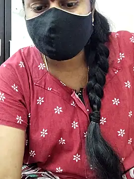 Snapshot of Tamilrojanew chatting on 10/30/25, 07:43 Tamilrojanew online show from 10/30/25, 07:43