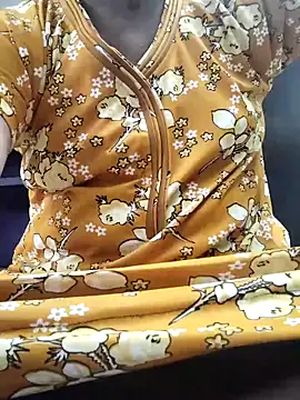 Snapshot of Tamilrojanew chatting on 11/06/25, 06:03 Tamilrojanew online show from 11/06/25, 06:03