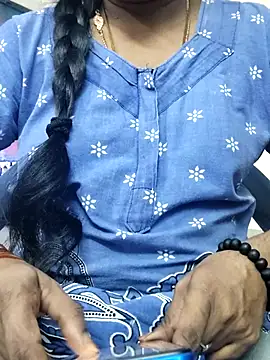 Snapshot of Tamilrojanew chatting on 11/27/25, 09:00 Tamilrojanew online show from 11/27/25, 09:00