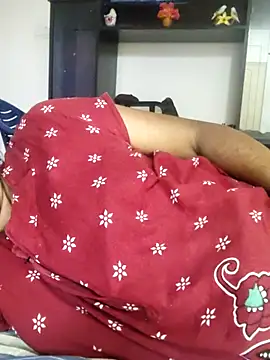 Snapshot of Tamilrojanew chatting on 11/30/25, 05:22 Tamilrojanew online show from 11/30/25, 05:22