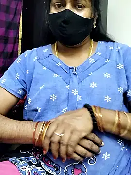 Snapshot of Tamilrojanew chatting on 01/10/26, 03:58 Tamilrojanew online show from 01/10/26, 03:58