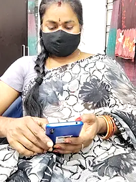 Snapshot of Tamilrojanew chatting on 01/11/26, 04:34 Tamilrojanew online show from 01/11/26, 04:34