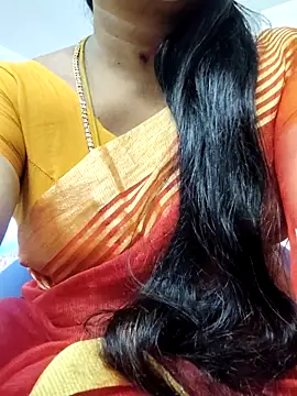 Snapshot of Tamilrojanew chatting on 05/17/26, 07:06 Tamilrojanew online show from 05/17/26, 07:06