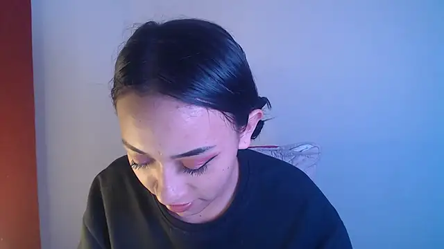 Snapshot of Little_aphrodite chatting on 09/10/25, 02:00 Little aphrodite online show from 09/10/25, 02:00