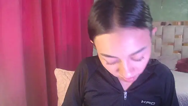 Snapshot of Little_aphrodite chatting on 12/03/25, 10:08 Little aphrodite online show from 12/03/25, 10:08