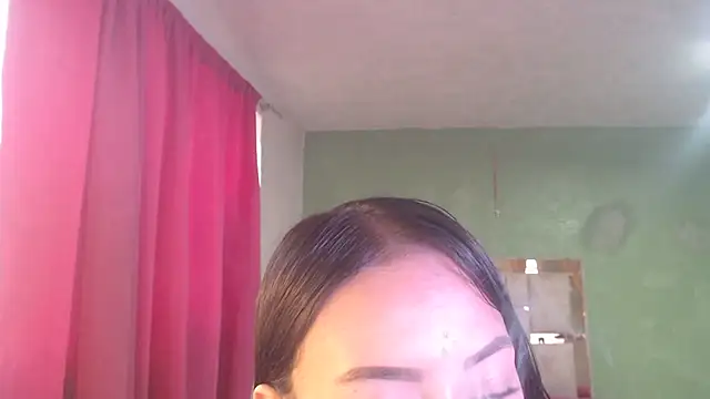 Snapshot of Little_aphrodite chatting on 12/16/25, 08:58 Little aphrodite online show from 12/16/25, 08:58