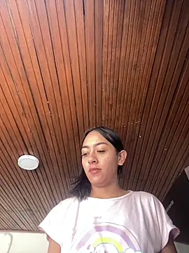 Snapshot of Little_aphrodite chatting on 02/15/26, 01:52 Little aphrodite online show from 02/15/26, 01:52