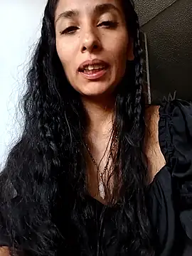 Snapshot of chloewildd_ chatting on 01/17/26, 02:11 chloewildd online show from 01/17/26, 02:11