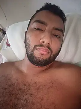 Snapshot of SpeedingLarousse chatting on 10/07/25, 05:32 SpeedingLarousse online show from 10/07/25, 05:32