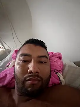 Snapshot of SpeedingLarousse chatting on 03/24/26, 06:35 SpeedingLarousse online show from 03/24/26, 06:35