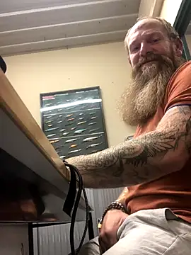 Snapshot of Ice_mannHH chatting on 09/30/25, 01:38 Ice mannHH online show from 09/30/25, 01:38