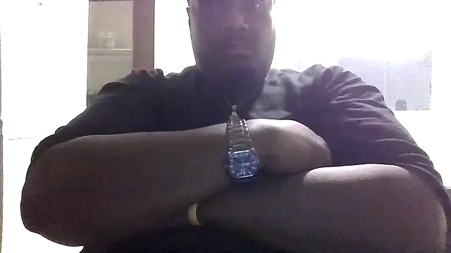 Snapshot of BigBossaNova69 chatting on 05/04/26, 04:52 BigBossaNova69 online show from 05/04/26, 04:52