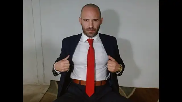 Snapshot of TheNakedPreacher chatting on 01/13/26, 01:38 TheNakedPreacher online show from 01/13/26, 01:38