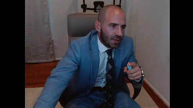 Snapshot of TheNakedPreacher chatting on 02/07/26, 04:43 TheNakedPreacher online show from 02/07/26, 04:43