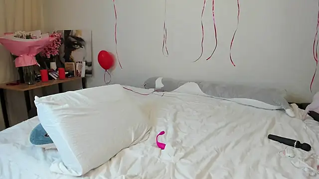 Shadow Dance online show from 02/21/25, 07:43