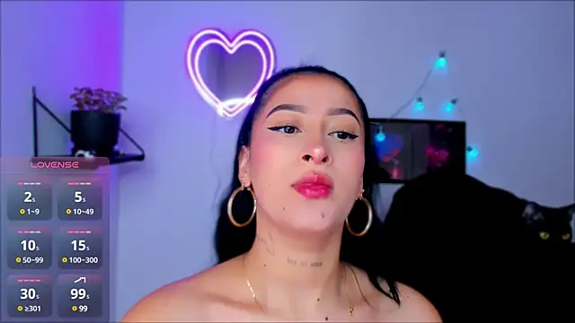 Kaaiiri online show from 02/10/25, 02:59