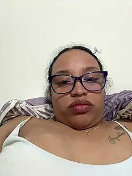Snapshot of angela_angels_ chatting on 01/05/25, 07:17 angela angels online show from 01/05/25, 07:17