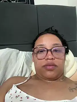 Snapshot of angela_angels_ chatting on 03/16/25, 02:22 angela angels online show from 03/16/25, 02:22