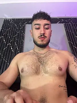 Snapshot of Zionmattis chatting on 03/17/26, 10:24 Zionmattis online show from 03/17/26, 10:24