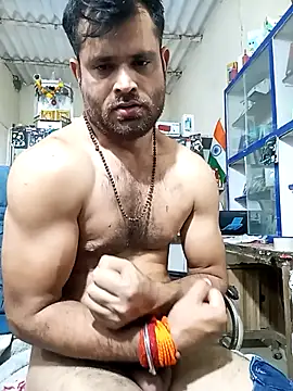 Snapshot of Priynkarani chatting on 11/14/25, 07:29 Priynkarani online show from 11/14/25, 07:29