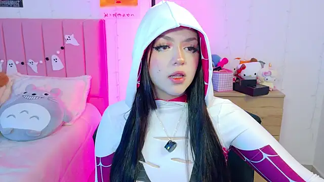 Snapshot of p3ach1 chatting on 10/28/25, 03:21 p3ach1 online show from 10/28/25, 03:21