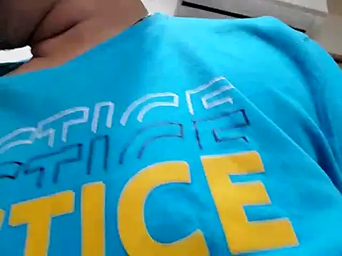 Snapshot of SWEETBOYJI chatting on 03/05/25, 05:29 SWEETBOYJI online show from 03/05/25, 05:29