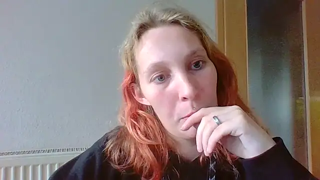 Bunnygirl3107 online show from 12/01/25, 01:27