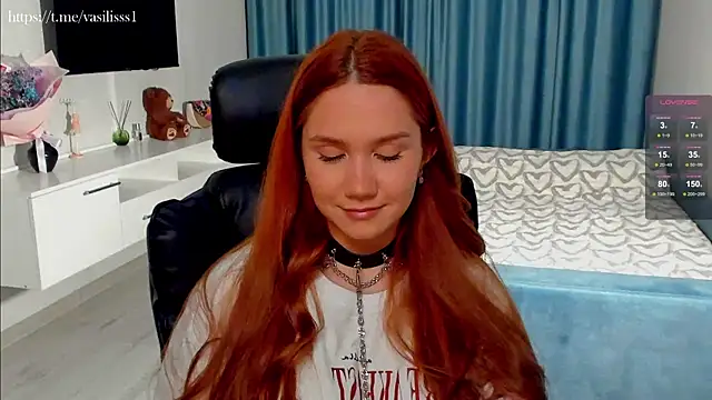 Snapshot of VasilisaHaas chatting on 11/25/25, 10:32 VasilisaHaas online show from 11/25/25, 10:32