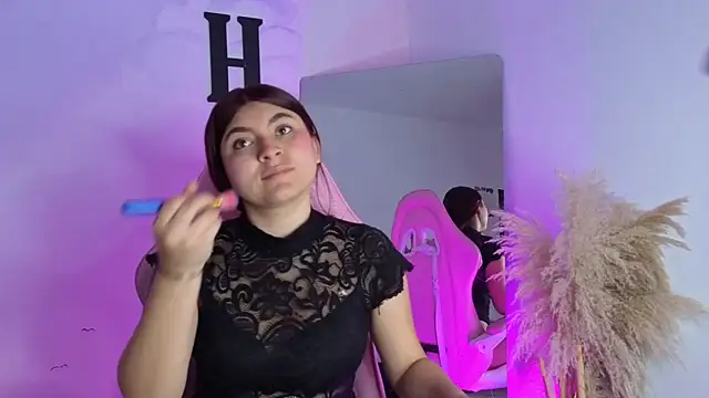 carolayrosse online show from 09/11/25, 04:01