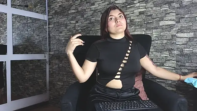 carolayrosse online show from 10/12/25, 04:17