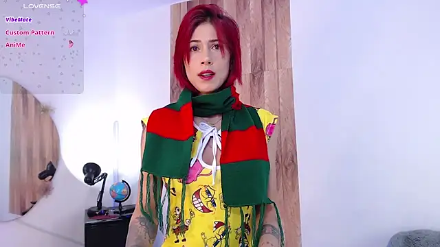 Snapshot of Susana_Rios11 chatting on 12/16/24, 11:12 Susana Rios11 online show from 12/16/24, 11:12