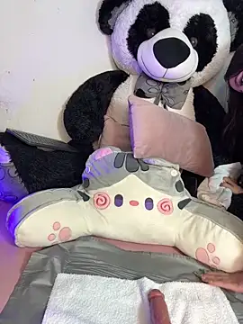 IamSteph13 online show from 04/28/26, 04:28