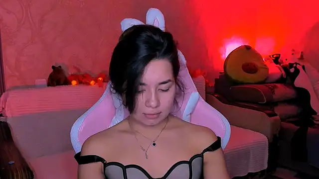 Swee Alicee online show from 09/17/25, 06:42