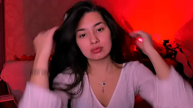 Swee Alicee online show from 10/14/25, 07:58