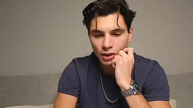 Snapshot of denlover1 chatting on 12/20/25, 02:07 denlover1 online show from 12/20/25, 02:07