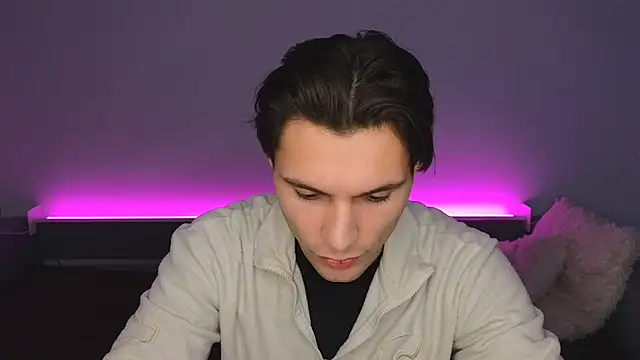 Snapshot of denlover1 chatting on 02/09/26, 10:52 denlover1 online show from 02/09/26, 10:52