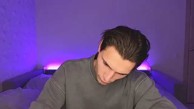 Snapshot of denlover1 chatting on 03/05/26, 06:04 denlover1 online show from 03/05/26, 06:04